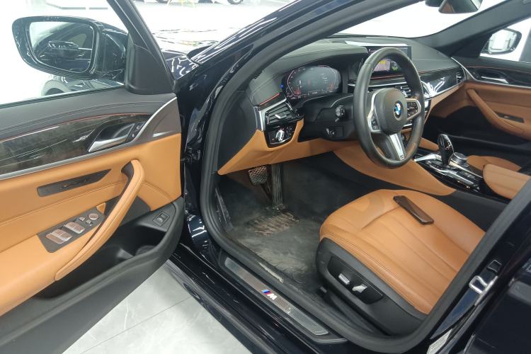Used BMW 5 Series 2020 530Li Leading Model M Sport Package