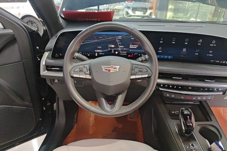 Used Cadillac XT4 2024 28T Two-Wheel-Drive Prestige Version
