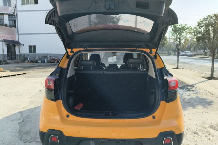 Used Dongfeng Aeolus AX4 2017 1.4T DCT Trendy Edition