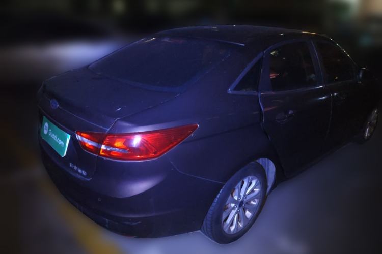 Used Ford Escort 2015 1.5L Automatic Fashion Model