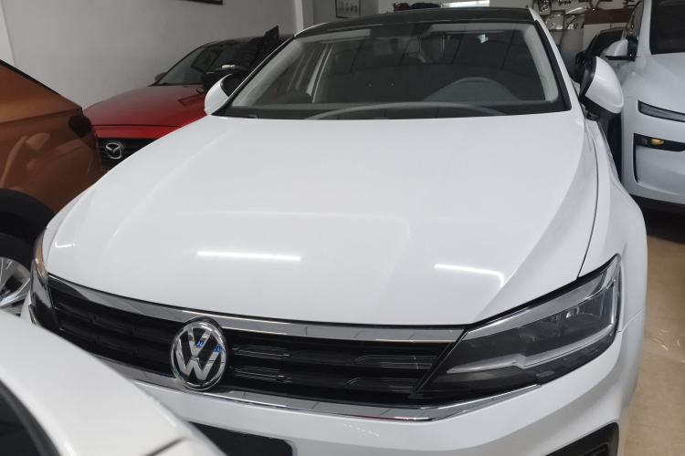 Used Volkswagen Lamando 2019 230TSI DSG Fashion Edition China VI
