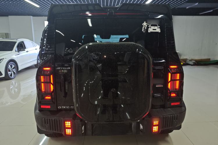 Used JETOUR Traveler 2023 2.0T All-Wheel Drive CrossPRO+