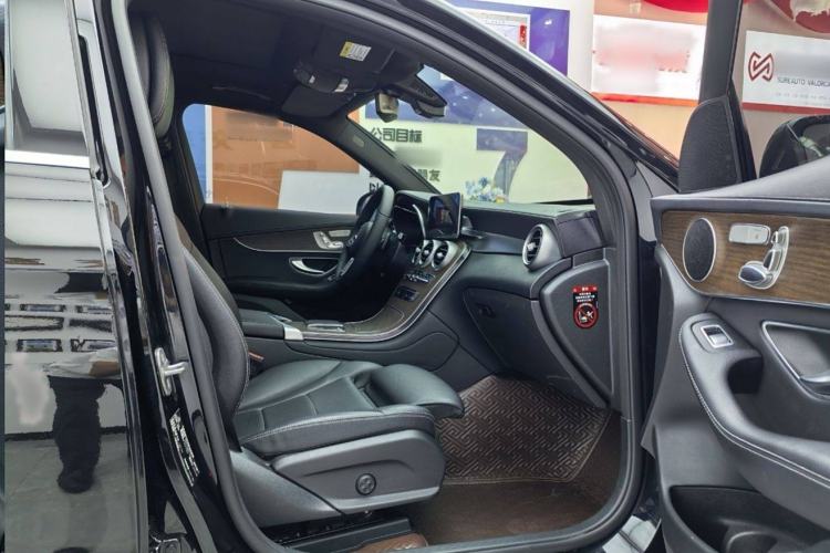 Used Mercedes-Benz GLC 2022 Second Facelift GLC 260 L 4MATIC Luxury Edition
