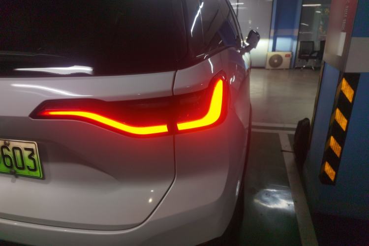 Used Nio ES8 2018 Founder Edition
