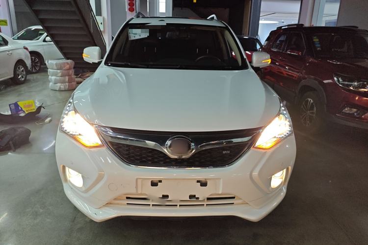 Used BYD Song 2017 Gaishe Upgrade Edition 1.5TID Automatic Elite Model
