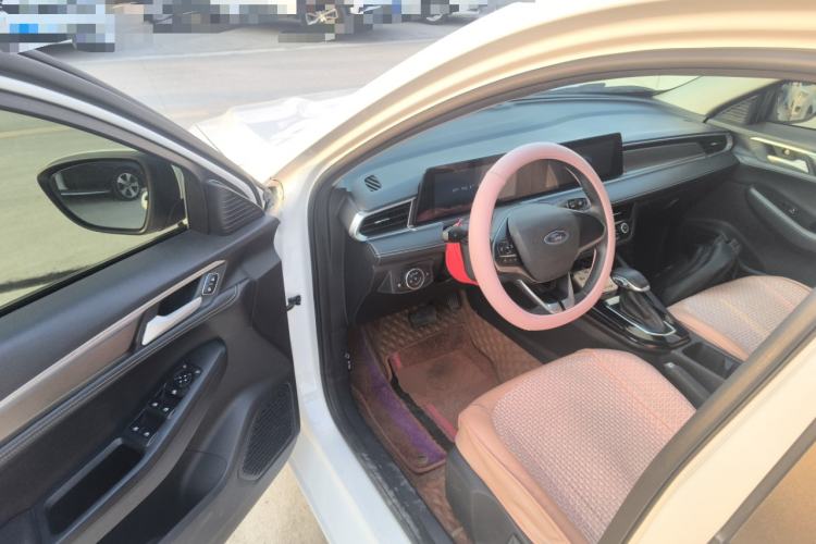 Used Ford Escort 2021 1.5L Automatic Diamond Edition
