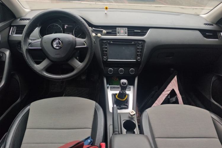 Used Skoda Octavia 2015 1.6L Manual Yijie Edition