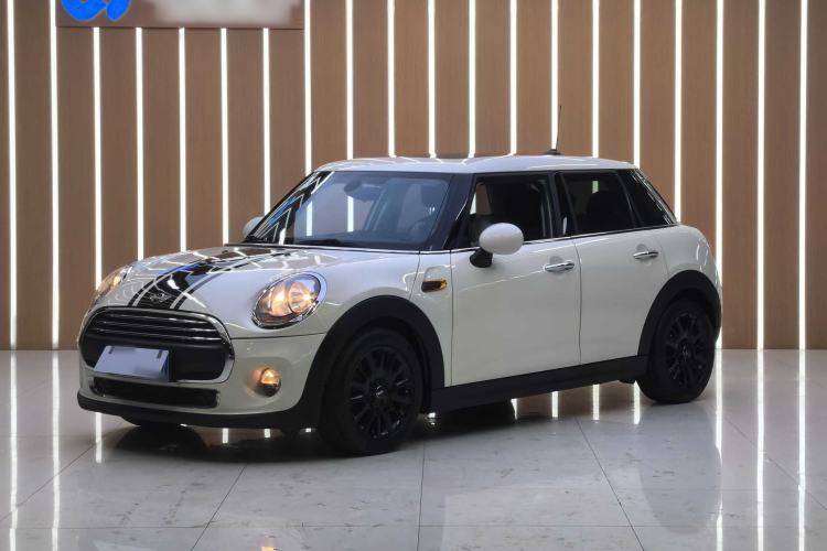 Used  MINI 2016 1.2T ONE Pioneer Edition Five-Door Version
