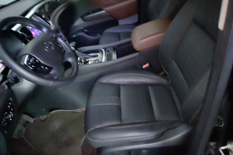 Used GAC Trumpchi GS8 2017 320T Two-Wheel Drive Luxury Edition (7 Seats)
