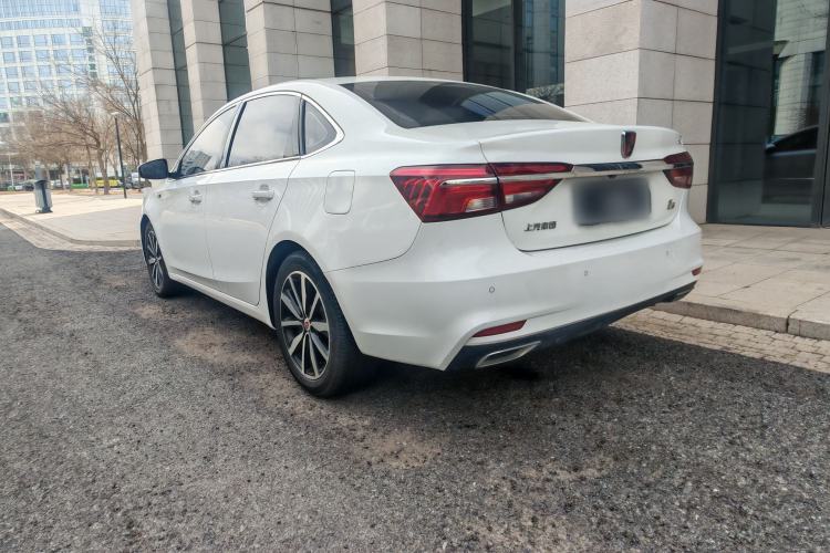 Used Roewe i6 2019 PLUS 20T TST 4G Connected Flagship Superb Edition
