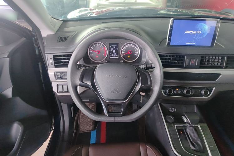 Used FORTHING T5 2022 Shengshi Edition 1.5T Automatic Dream Version Five Seats
