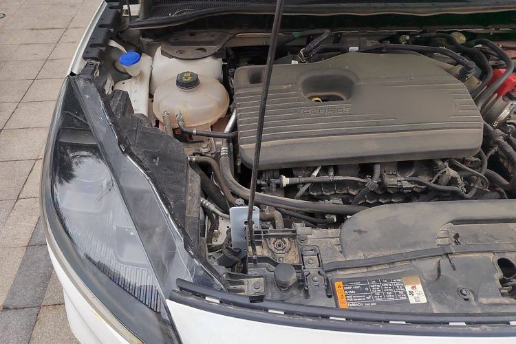 Used Ford Escape 2020 EcoBoost 245 4x4 Enjoyment Model
