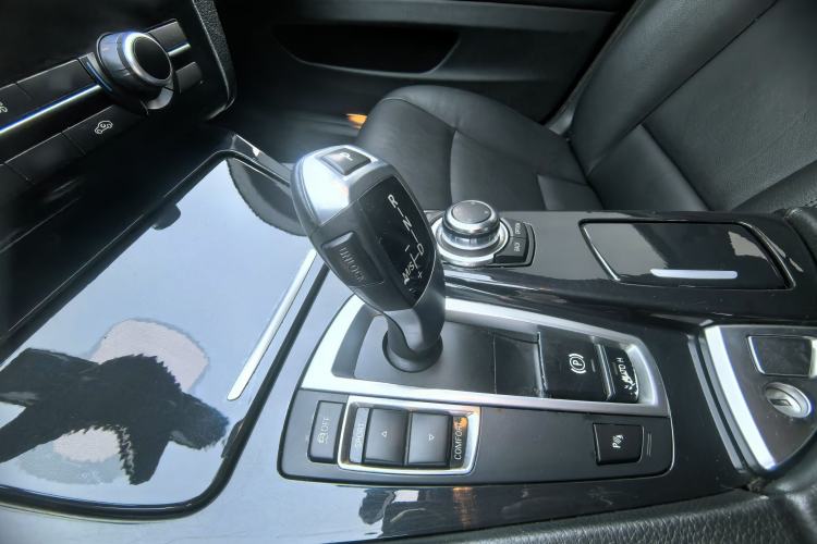 Used BMW 5 Series 2014 520Li Elegant Model