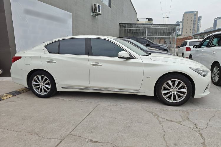 Used Infiniti Q50L 2016 2.0T Enjoyment Edition
