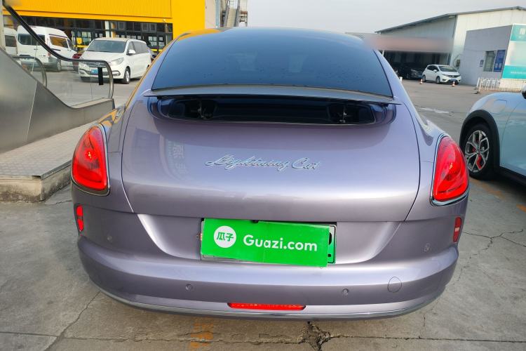 Used ORA Lightning Cat 2022 555 km Luxury Edition
