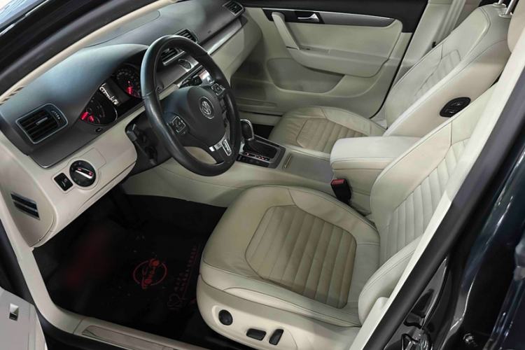 Used Volkswagen Magotan 2013 1.8TSI Luxury Model
