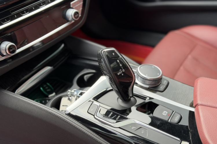 Used BMW 5 Series 2019 530Li Luxury Edition M Sport Package