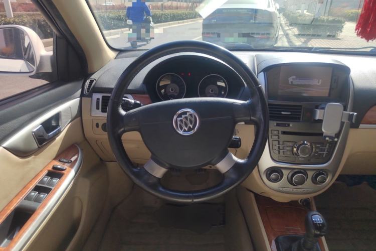 Used Buick Excelle 2013 1.5L Manual Luxury Model
