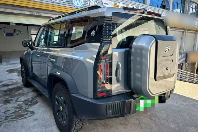 Used  Shanhai T2 2024 C-DM 206KM Four-Wheel Drive Wilderness Edition
