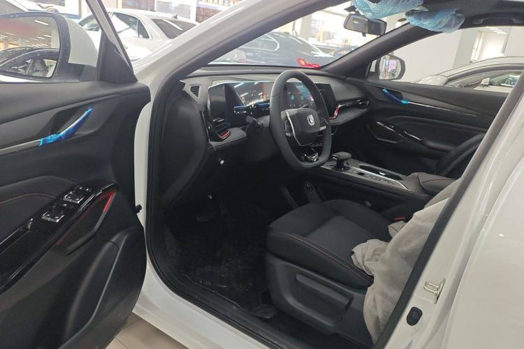 Used Changan X5 PLUS 2025 1.5T DCT High-Energy Version
