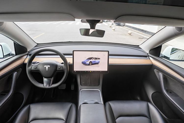 Used Tesla Model Y 2022 Rear-Wheel-Drive Version
