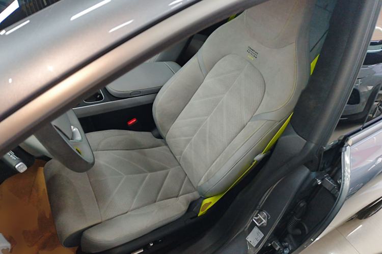 Used Nio ET5T 2025 Model Champion Commemorative Edition, 75kWh Touring
