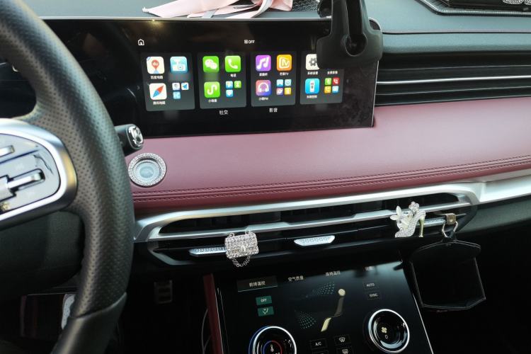 Used JETOUR X70 PLUS 2023 1.6T DCT Stronger PLUS 7-Seater