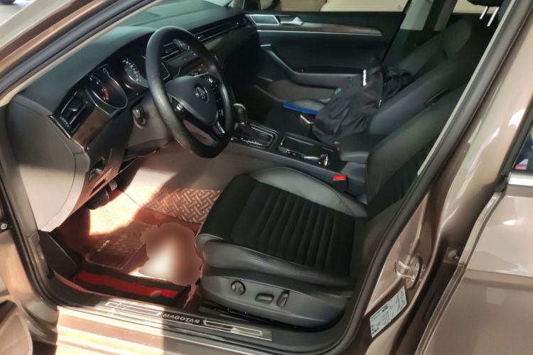 Used Volkswagen Magotan 2019 330TSI DSG Luxury Version China VI Standard
