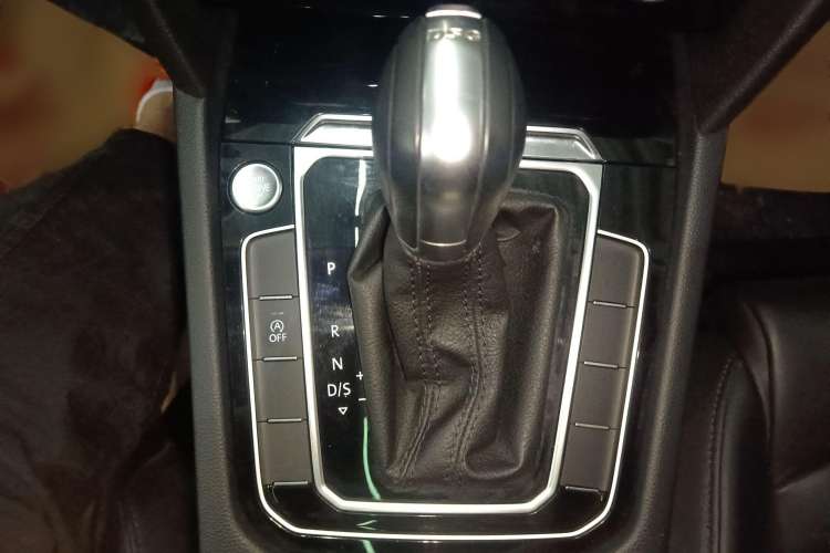 Used Volkswagen Magotan 2019 330TSI DSG Luxury Model China V Standard
