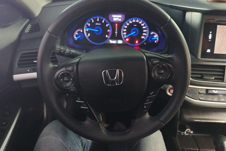 Used Honda Crosstour 2014 2.4L Luxury Edition
