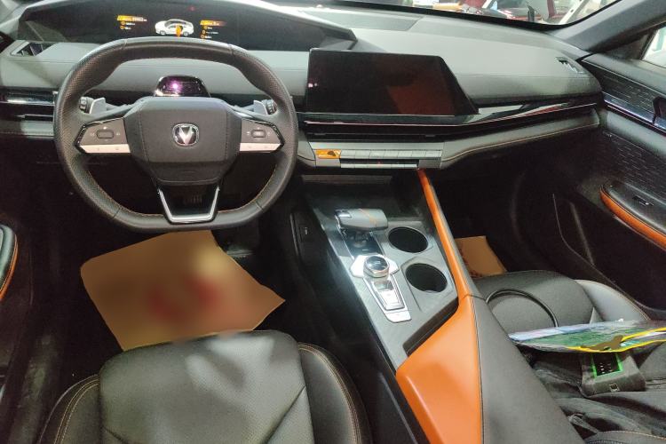 Used Changan UNI-V 2022 1.5T Prestige Version