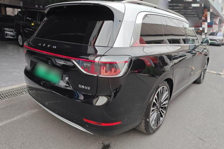 Used Hima AITO M9 2024 Range-Extended Ultra Version 52 kWh 6-Seater Model
