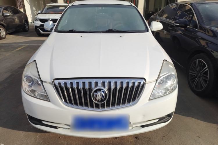 Used Buick Excelle 2015 1.5L Automatic Classic Model
