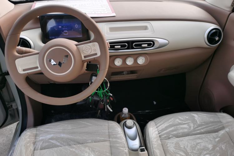 Used Wuling Hongguang MINIEV 2025 Four-Door Version Advanced Edition