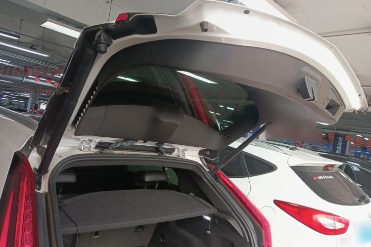 Used Cadillac XT4 2018 28T Two-Wheel Drive Leading Version
