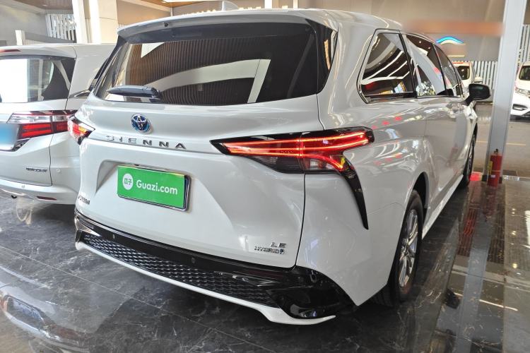 Used Toyota Sienna 2021 2.5L Hybrid Comfort Edition
