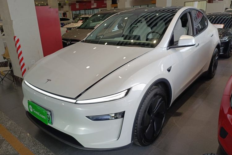 Used Tesla Model Y 2025 Rear-Wheel Drive First Edition