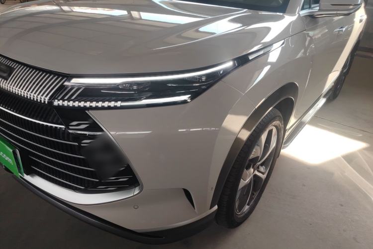 Used BYD Frigate 07 2023 DM-i 205KM Flagship Model
