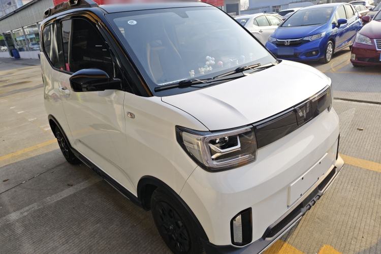 Used Wuling Hongguang MINIEV 2022 GAMEBOY 200km Gaming Edition with Lithium Iron Phosphate
