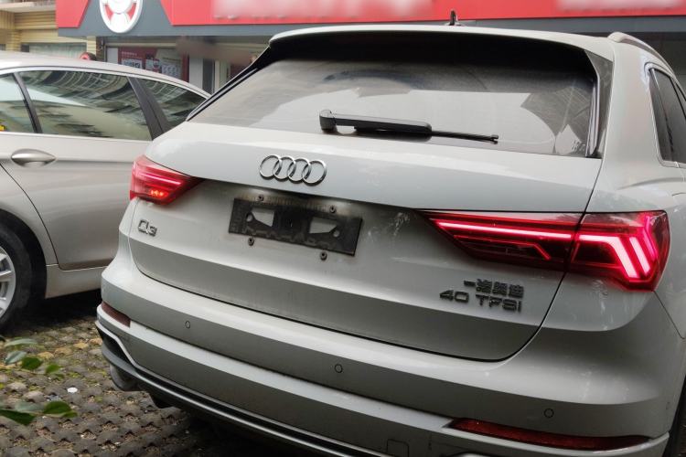 Used Audi Q3 2022 40 TFSI Fashion Dynamic Model