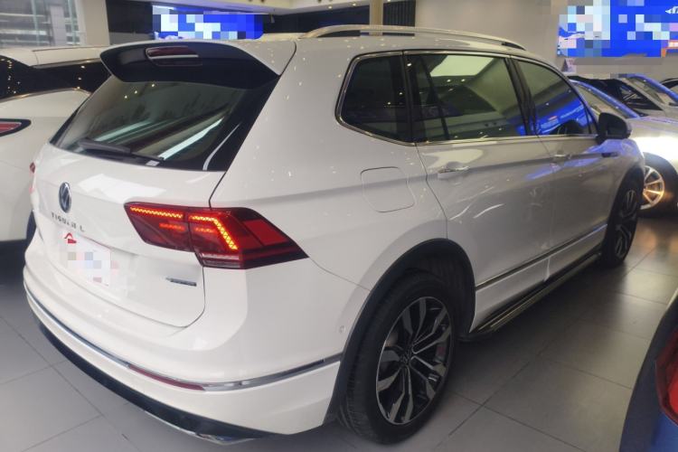Used Volkswagen Tiguan L 2021 380TSI Automatic All-Wheel Drive R-Line Comfort Plus 7-Seater
