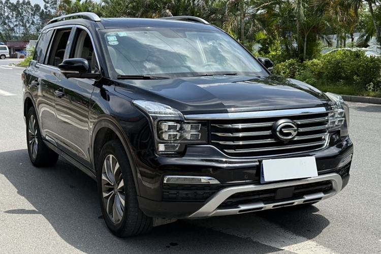 Used GAC Trumpchi GS8 2017 320T Two-Wheel Drive Luxury Smart Connectivity Version (7 Seats)
