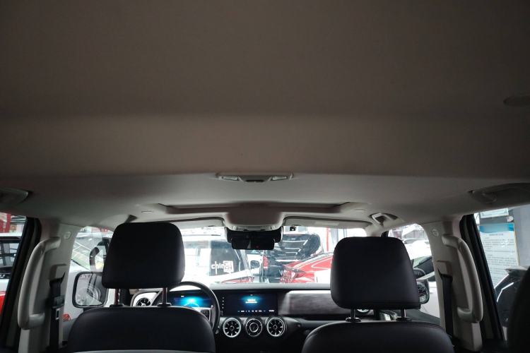 Used Tank 300 2021 City Edition 2.0T—Truly Stylish
