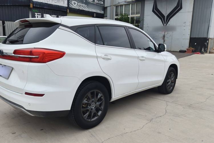 Used BYD Song 2020 Classic Edition 1.5T Manual Luxury Model
