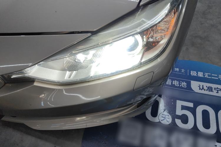 Used BMW 3 Series 2015 320Li Luxury Edition Fashion Model
