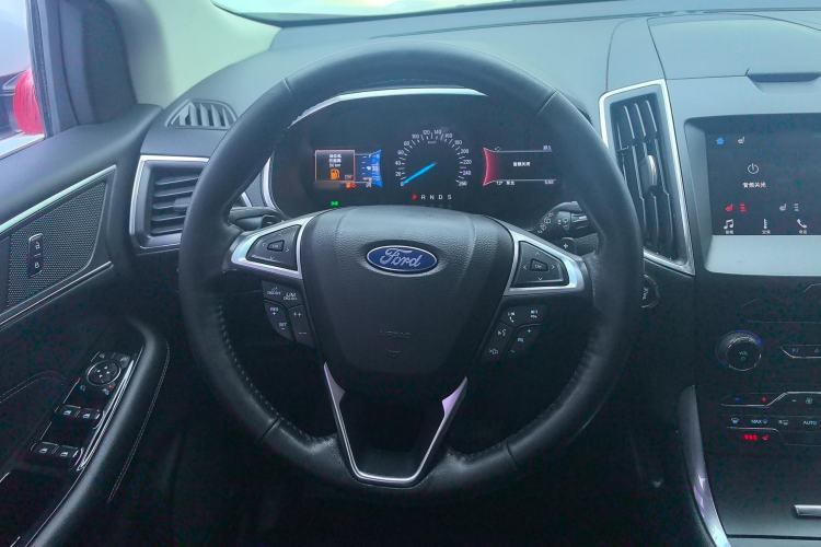 Used Ford Edge 2018 EcoBoost 245 Two-Wheel-Drive Titanium 7-Seater China V Standard
