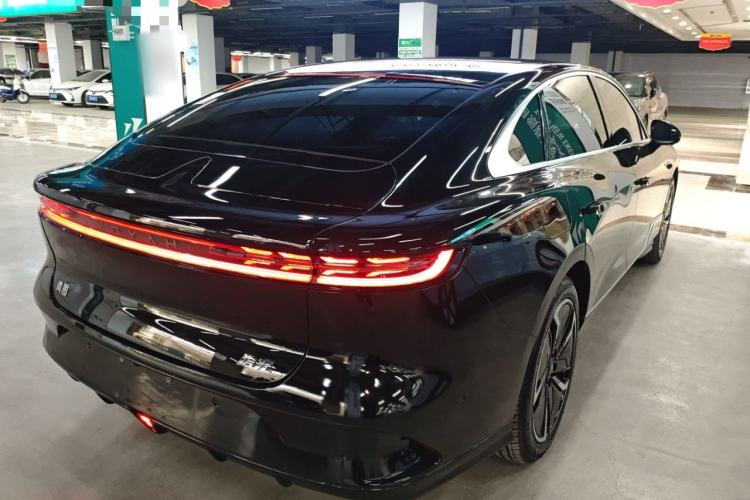 Used VOYAH PASSION 2023 Four-Wheel Drive Long-Range Version
