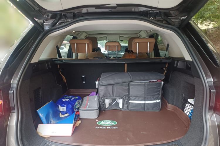 Used Land Rover Discovery Sport 2024 Performance Tech Edition
