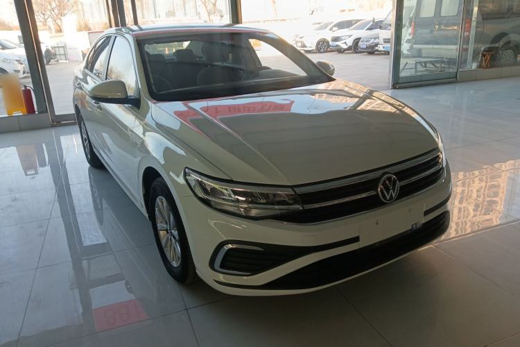 Used Volkswagen Bora 2024 200TSI DSG Comfort Edition
