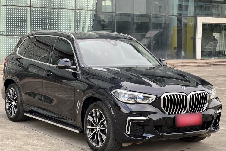 Used BMW X5 2022 Restyled xDrive 30Li Luxury Version M Sport Package
